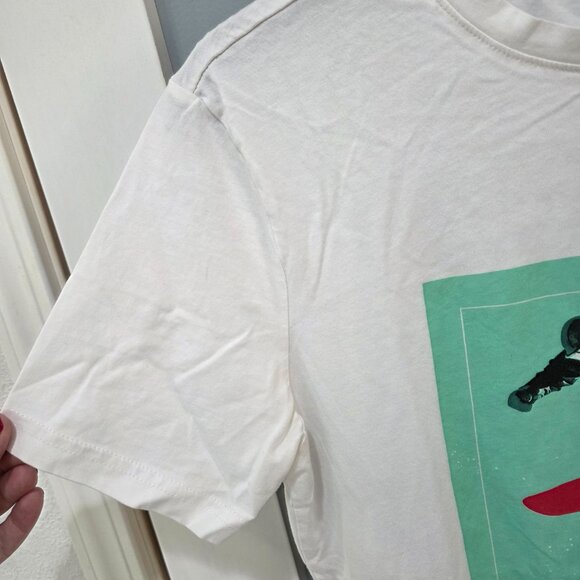 RP Zone White Snowboard Graphic T-Shirt – Men’s Small Short Sleeve - Picture 4 of 11